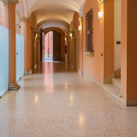 Royal Central Room Bologna Bagian luar foto