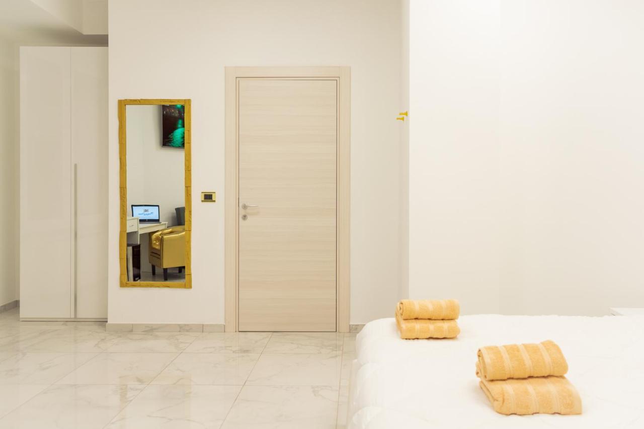 Royal Central Room Bologna Bagian luar foto