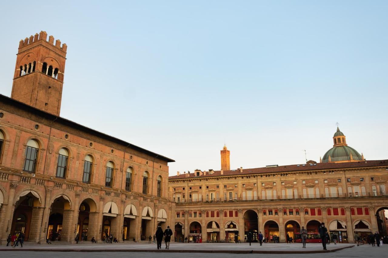Royal Central Room Bologna Bagian luar foto