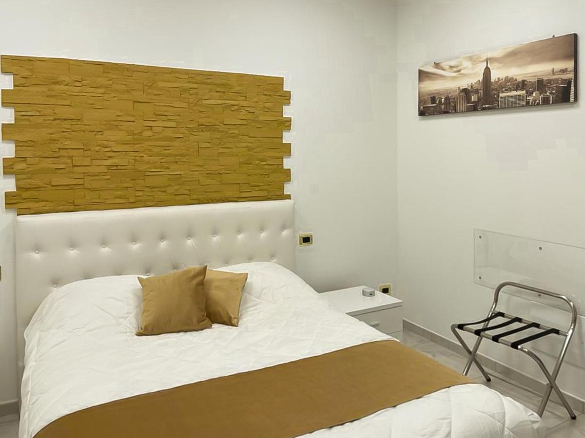 Royal Central Room Bologna Bagian luar foto